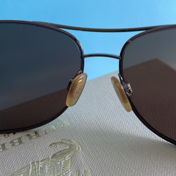 Burberry sunglasses - Picture 5 of 14